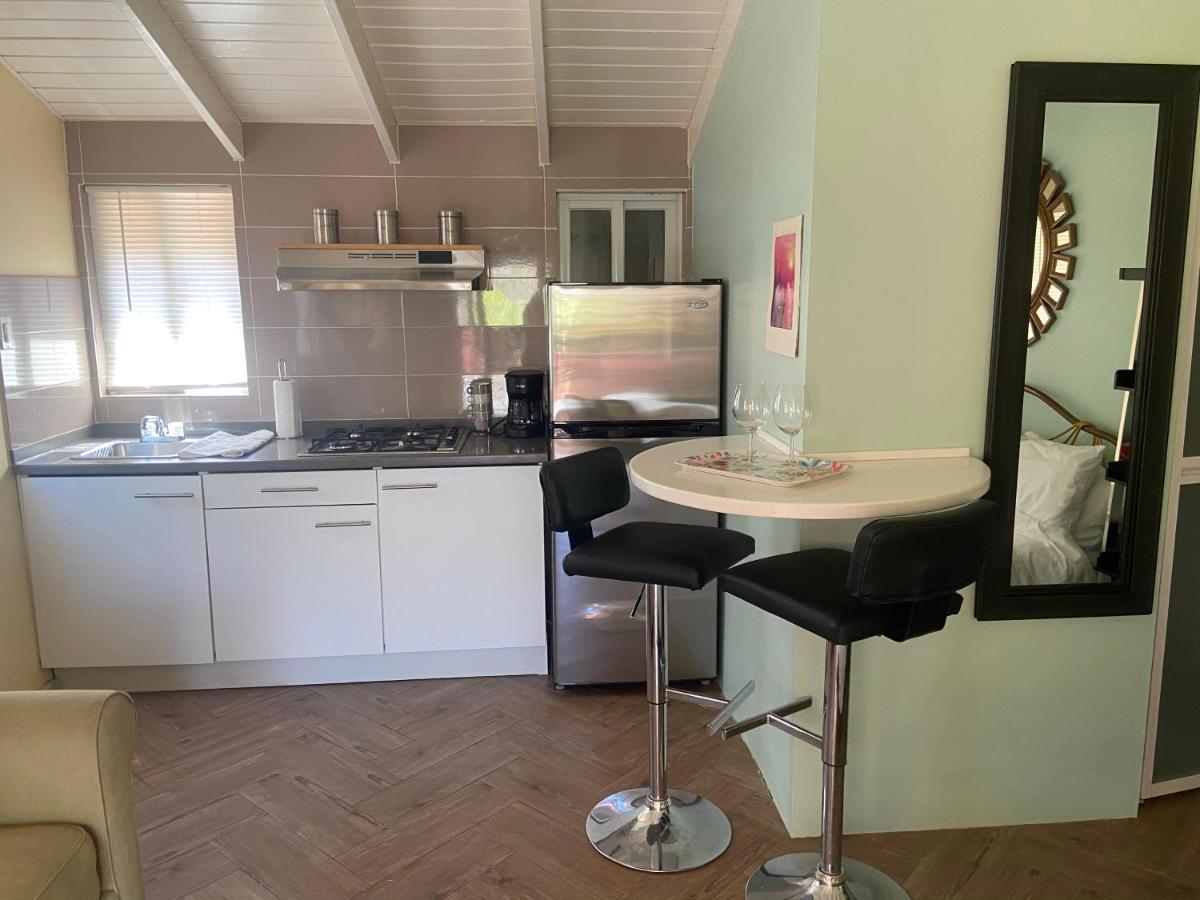 Cozy Studio With Private Spa โอรันเยสตัด ภายนอก รูปภาพ