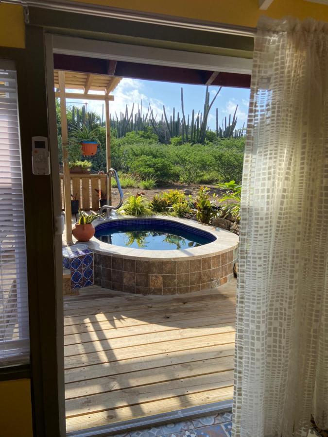 Cozy Studio With Private Spa โอรันเยสตัด ภายนอก รูปภาพ