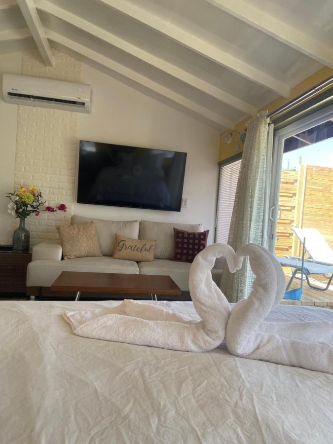 Cozy Studio With Private Spa โอรันเยสตัด ภายนอก รูปภาพ